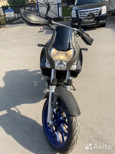 Aprilia Pegaso strada