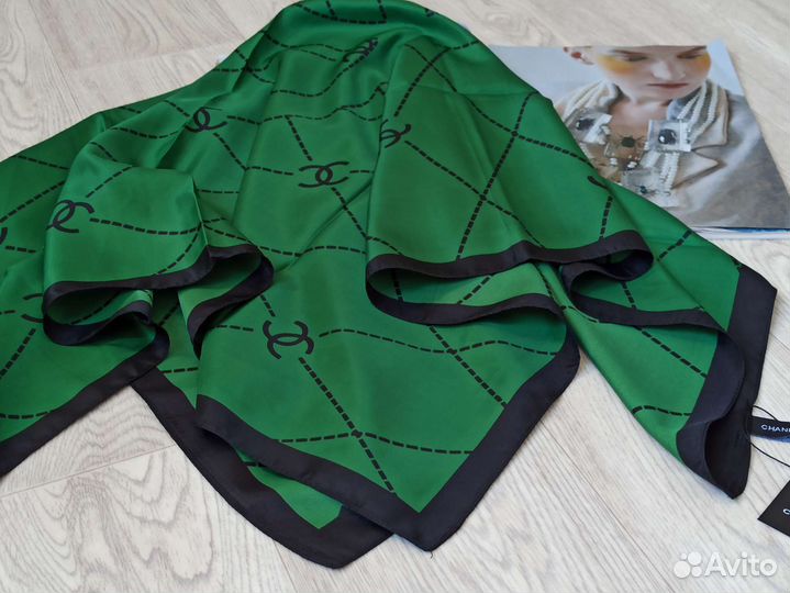 Платок Шелковый Chanel зелёный 6 расцветок