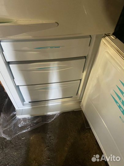 Холодильник Stinol