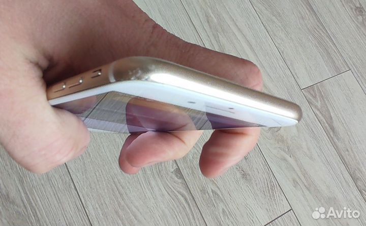 iPhone 7, 32 ГБ