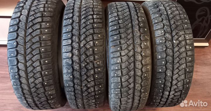 Viatti Brina Nordico V-522 205/55 R16 T