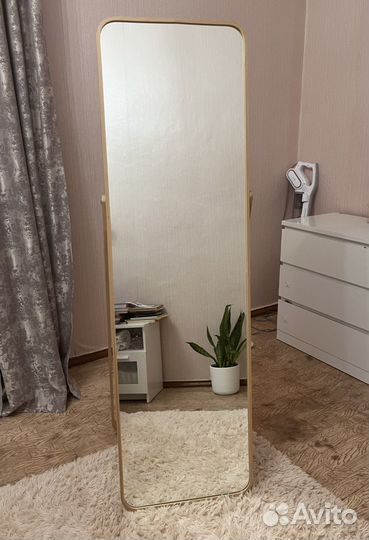 Зеркало напольное IKEA Ikornnes