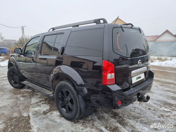 Nissan Pathfinder 2.5 AT, 2005, 400 000 км