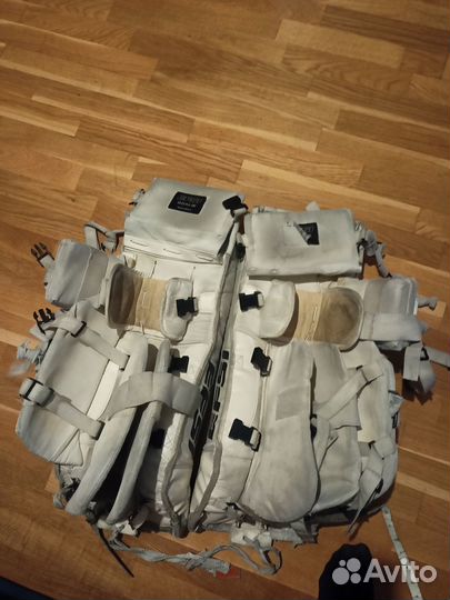 Щитки хоккейные вратарские 26