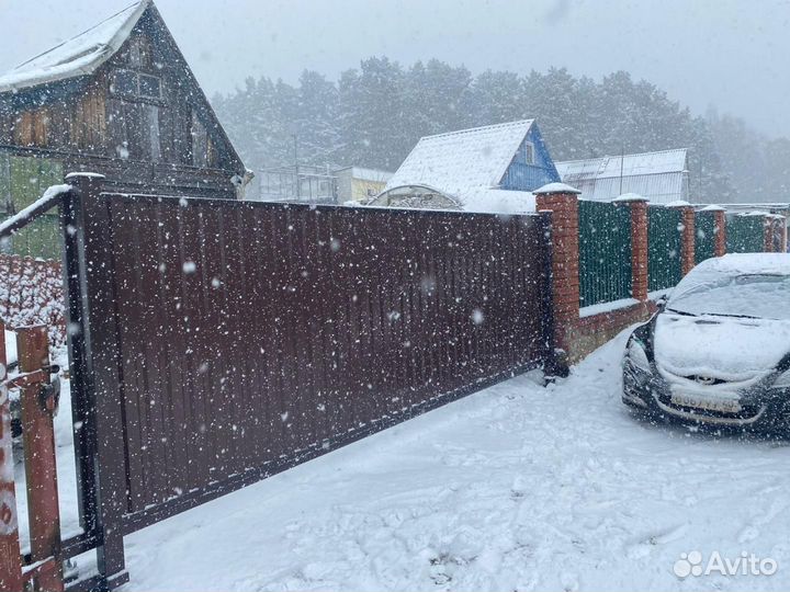 Откатные ворота на сваях