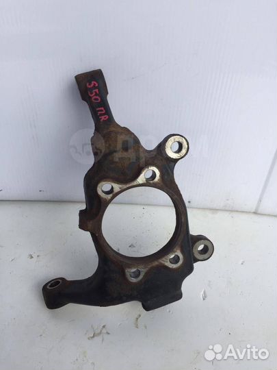 Поворотный кулак правый на Infiniti Fx35 Fx45