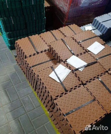 Модульная плитка пвх для гаража