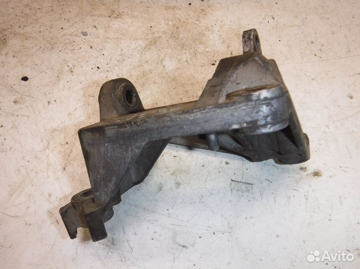 Кронштейн гидроусилителя Saab 9-3