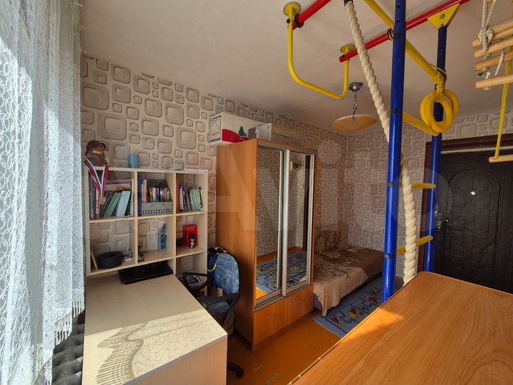 Комната 10,4 м² в 1-к., 1/2 эт.