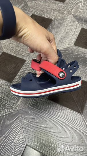 Сандалии crocs c6