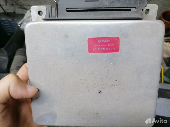 Блок управления двигателем эбу BMW E30 318