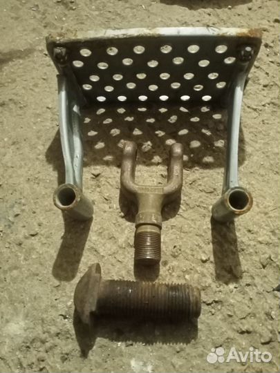 Буксировочная петля для рено