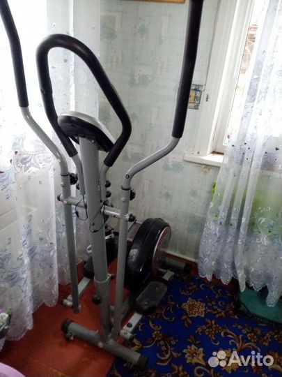 Эллиптический тренажер