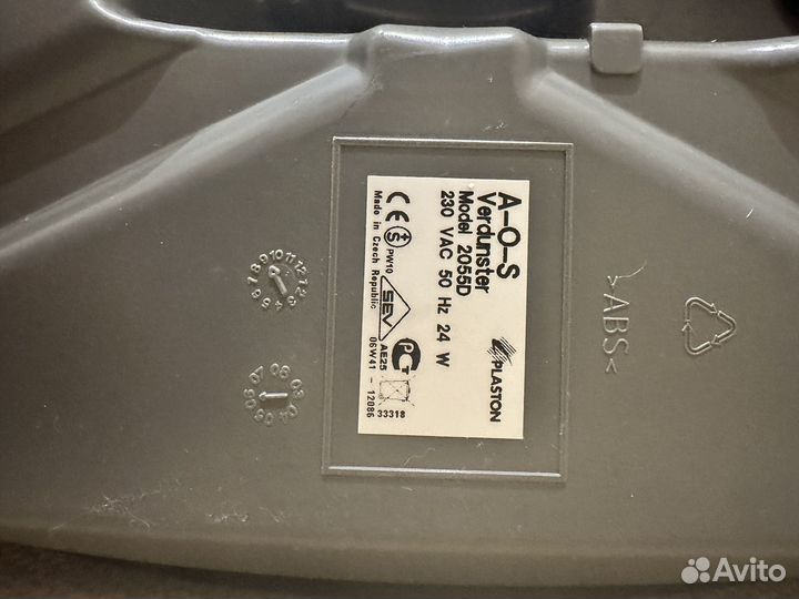 Увлажнитель воздуха Boneco Air-O-Swiss W2055D