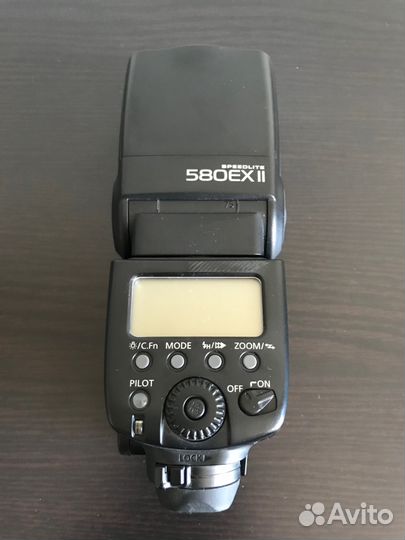 Вспышка Canon Speedlite 580EX II