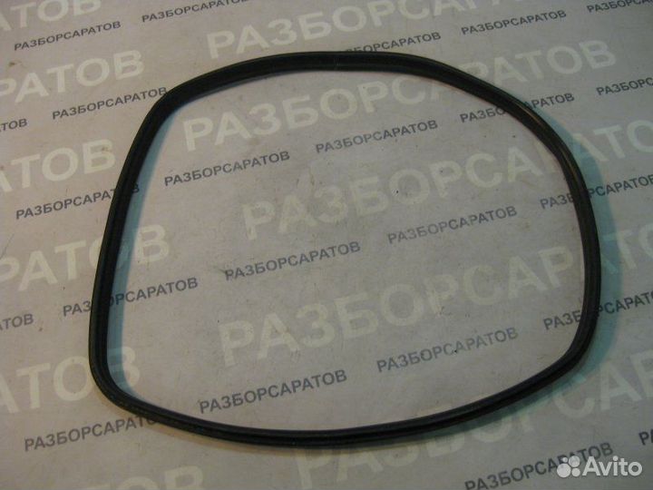 Уплотнитель форточки задний левый Ford Galaxy 2.0