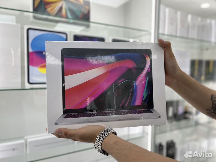 Ноутбук Apple MacBook Pro 13 M2 (2022) Рассрочка
