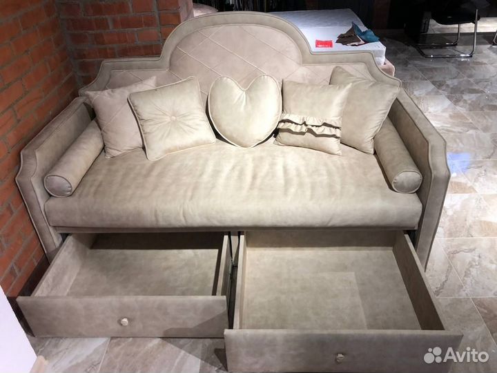 Диван детской с системой хранения