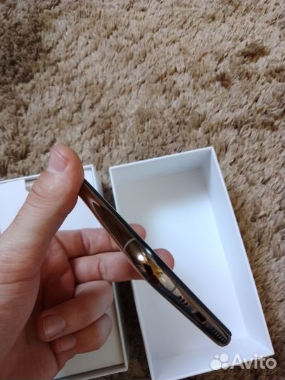 iPhone xs 64 gb