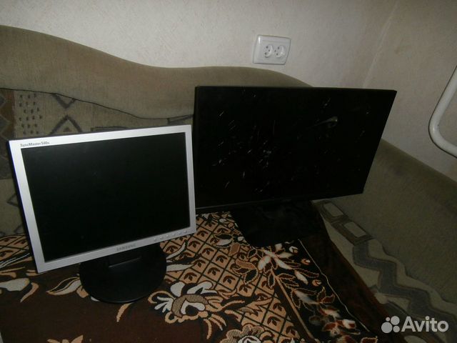 ЖК мониторы рабочие нерабочие И запчасти К ним