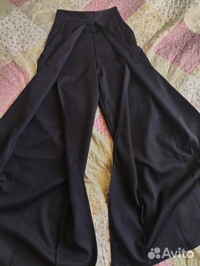 Брюки клеш с разрезами