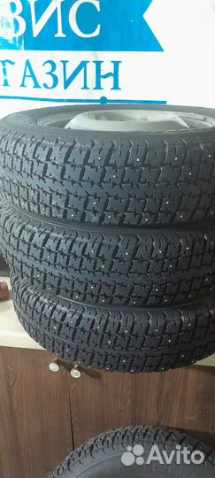 Шипованная резина на Ниву