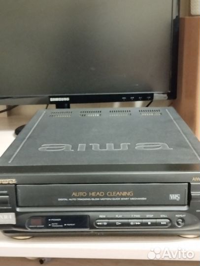 Видеомагнитофон aiwa