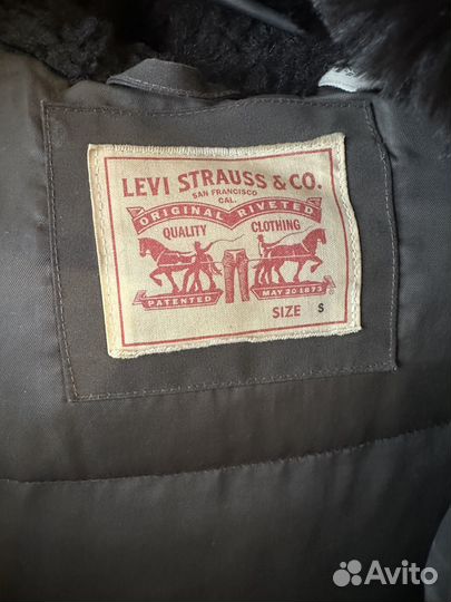 Зимняя куртка Levis