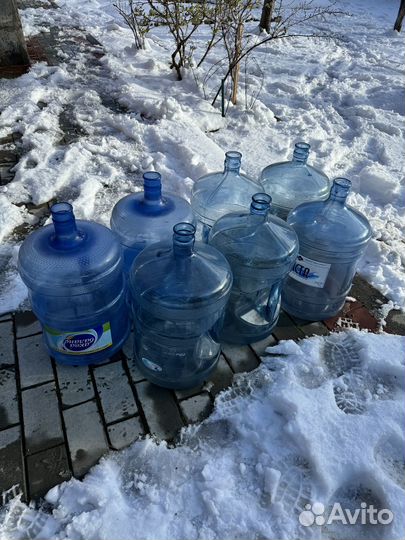 Бутыль 19 литров продам