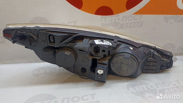 Фара передняя левая Peugeot 308 4A EP6