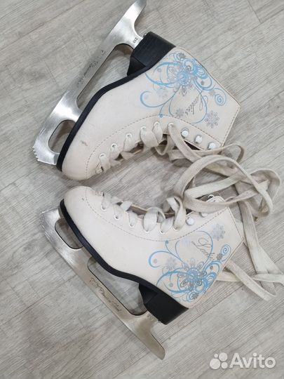 Коньки фигурные