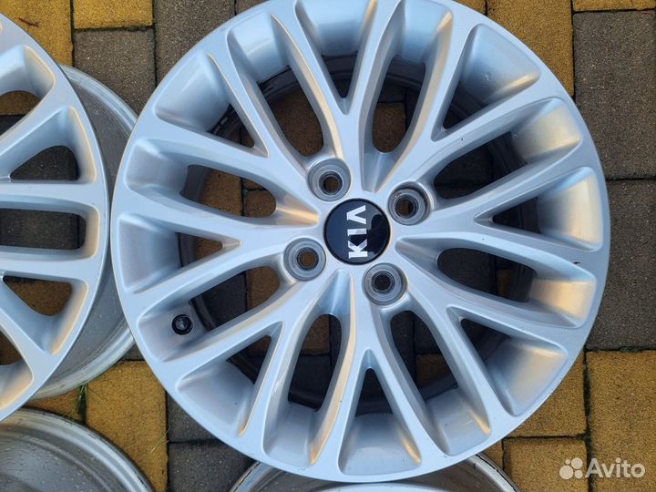 Диски литые оригинальные R15 на KIA rio 4