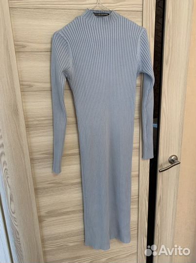 Платье трикотажное 44 46