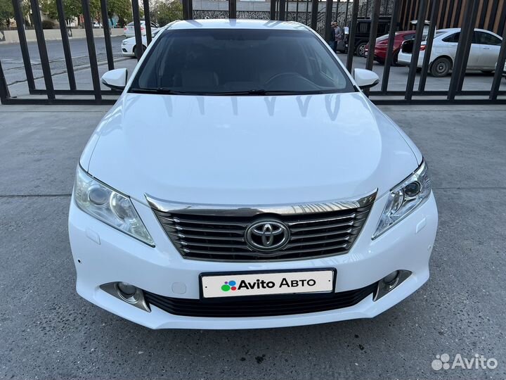 Toyota Camry 2.5 AT, 2013, 230 000 км