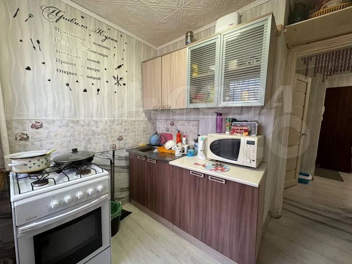 4-к. квартира, 61 м², 2/5 эт.