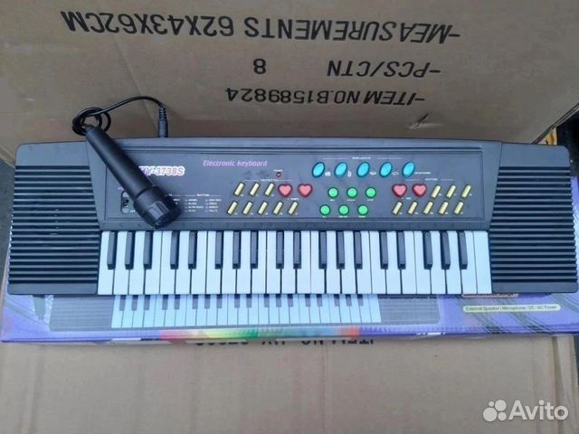 Детский синтезатор с микрофоном