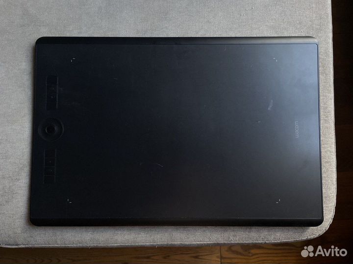 Графический планшет Wacom Intuos Pro L