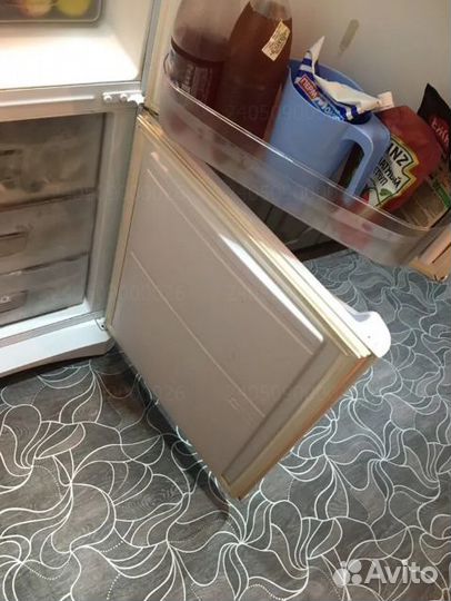 Уплотнительная резинка на холодильник