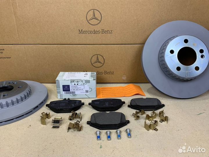 Тормозные колодки задние Mercedes A0004205102