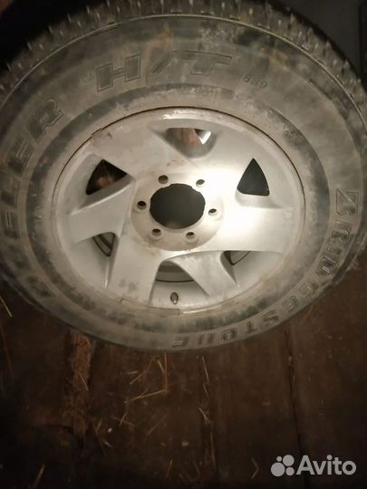 Bridgestone Dueler H/T 245/70 R16