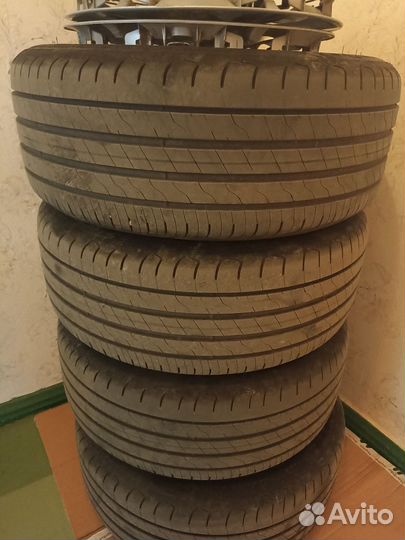 Goodyear EfficientGrip Performance 2 215/55 R16 93V