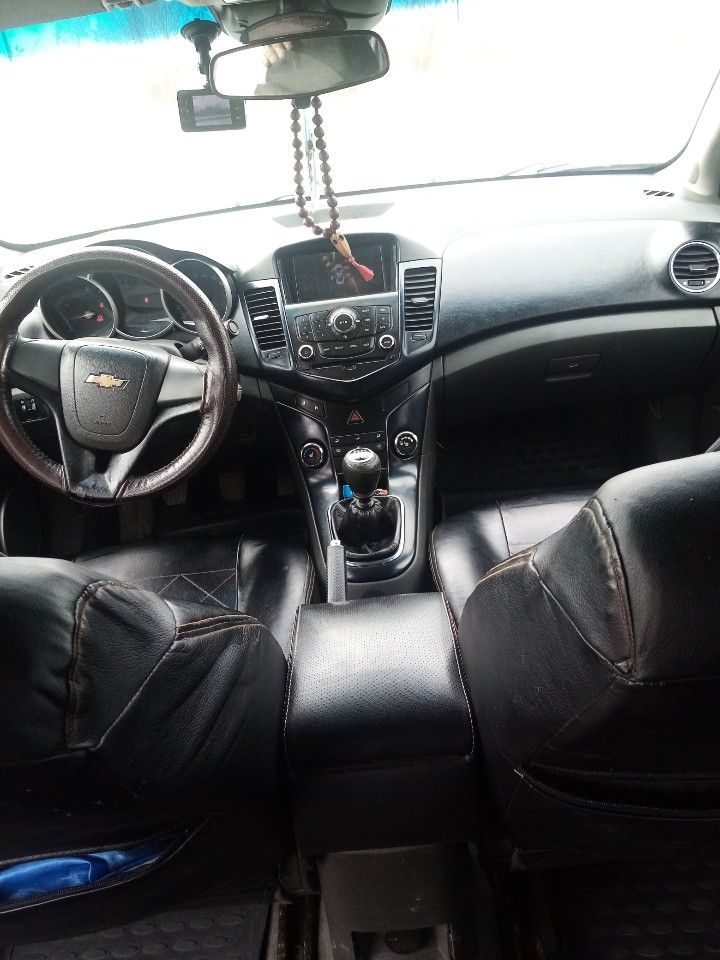 Chevrolet Cruze: фото владельца