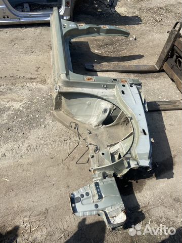 Четверть передняя правая с порогом LADA Largus