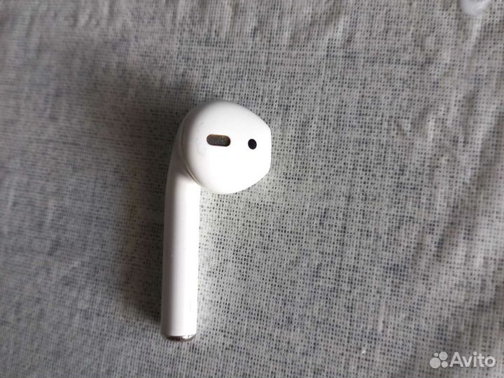 Беспроводные наушник apple airpods 2 левый
