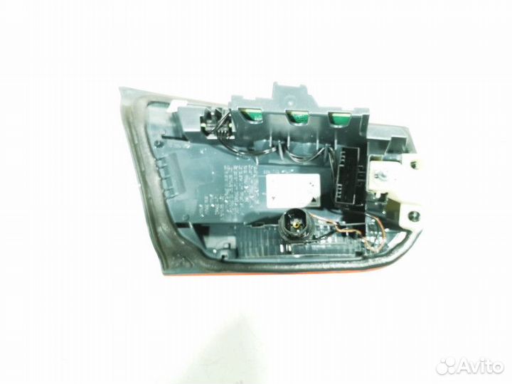 Фонарь крышки багажника правый BMW 3