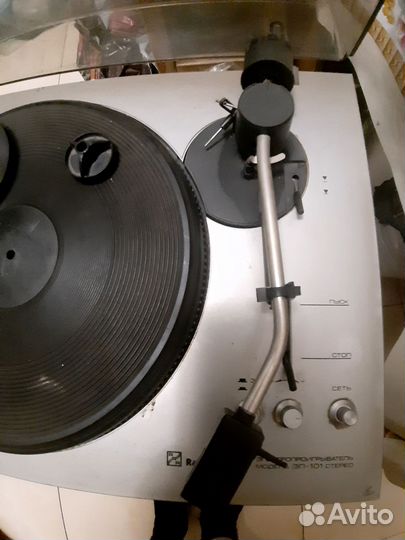 Проигрыватель винила СССР