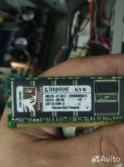 Оперативная память kingston kvr400d8r3a/1G