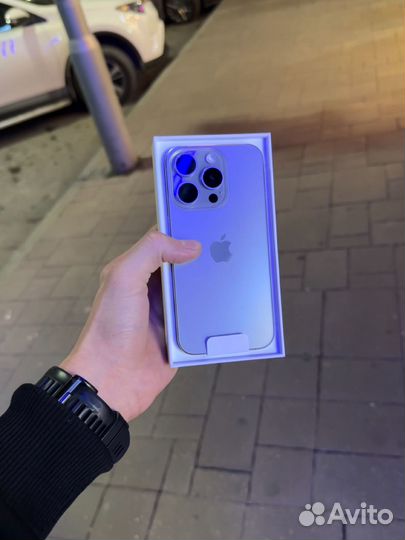 iPhone 15 Pro, 256 ГБ