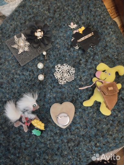 Броши, есть серебро и дизайнерская работа