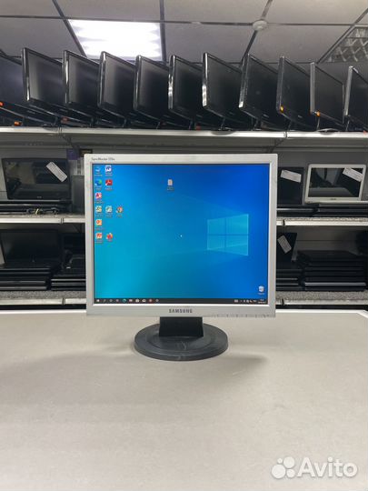 Монитор Samsung SyncMaster 720N